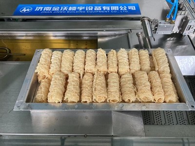 金沃全自动铃铃卷机油炸响铃卷 火锅豆制品的现代化生产与销售